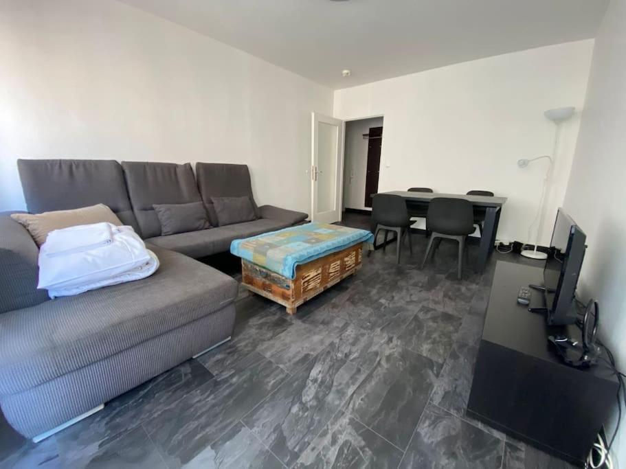 Fain Apartments Francoforte sul Meno Esterno foto